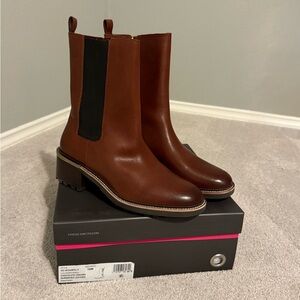 NIB Vince Camuto Women's Brown Leather Boots Size 10
